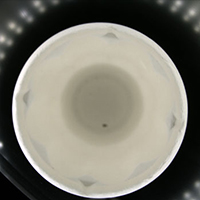 內(nèi)壁底部黑點(diǎn)