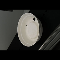 側(cè)面蓋內(nèi)異物